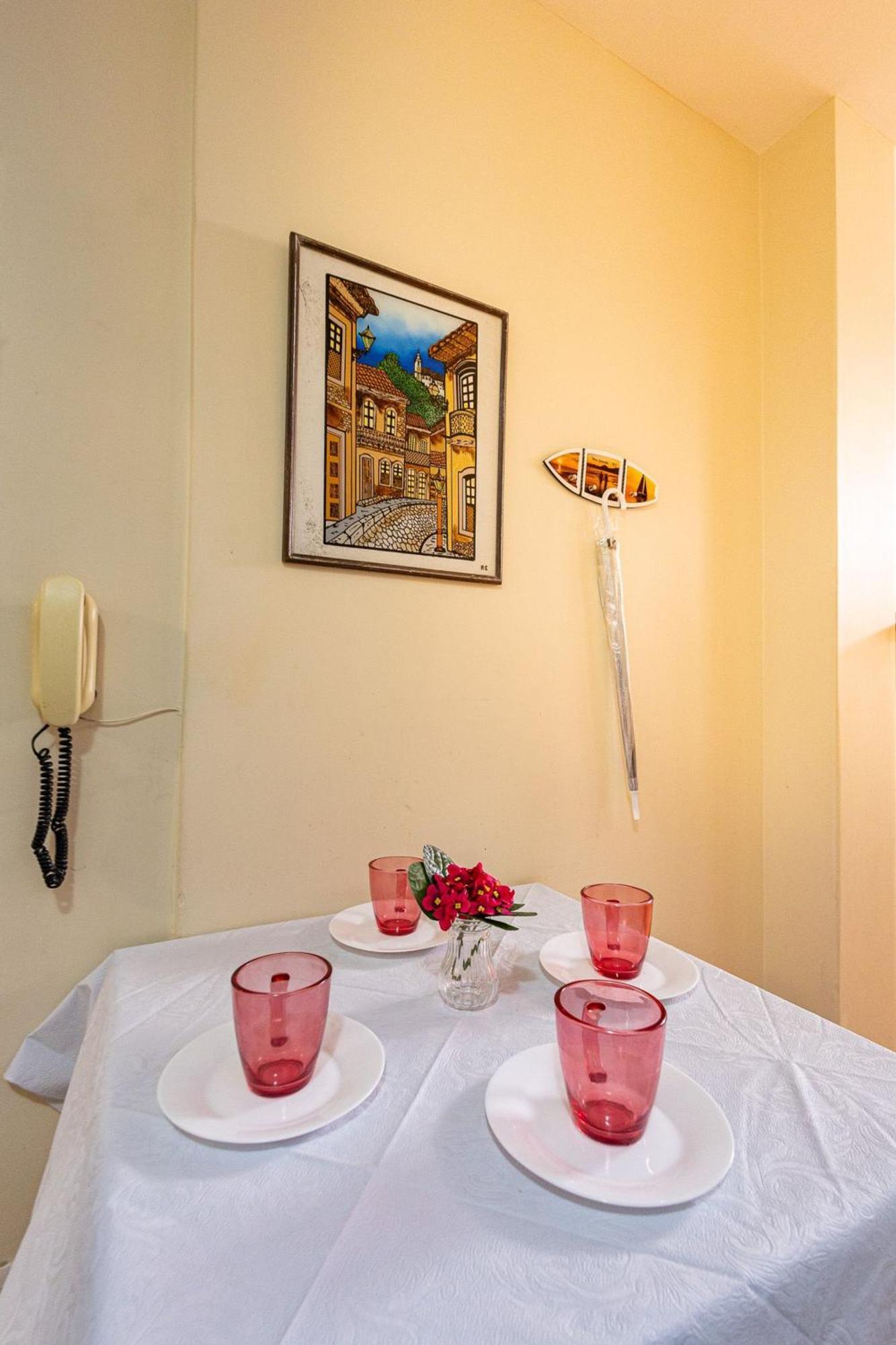 Apartamento Copacabana 200M Da Praia - Wifi Gratis - Cp5 Rio de Janeiro Eksteriør billede