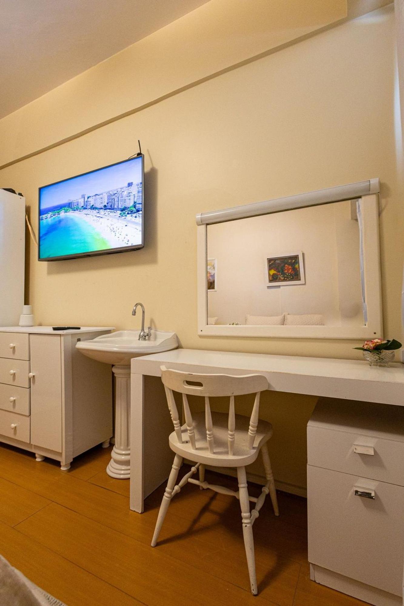 Apartamento Copacabana 200M Da Praia - Wifi Gratis - Cp5 Rio de Janeiro Eksteriør billede