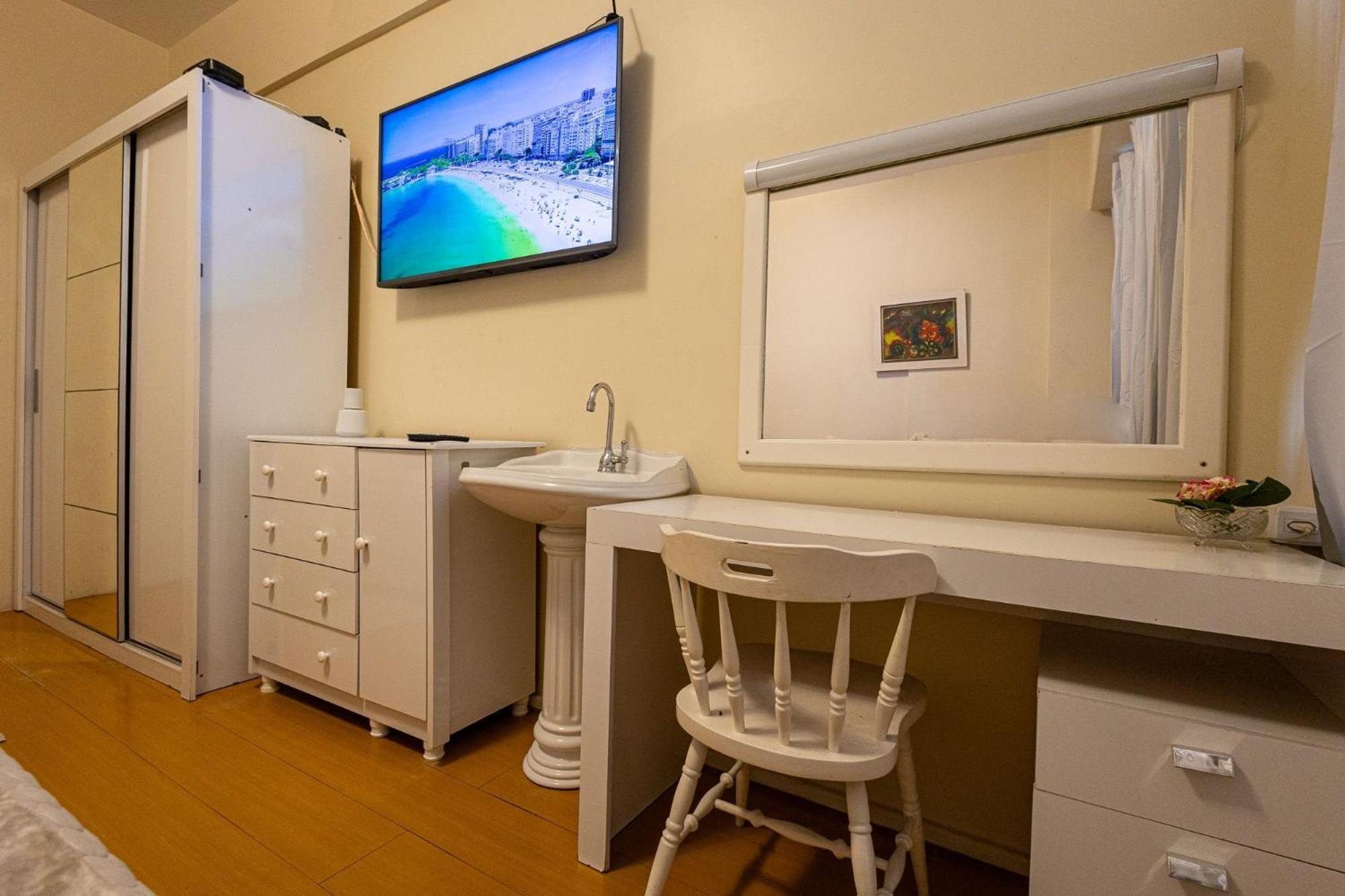 Apartamento Copacabana 200M Da Praia - Wifi Gratis - Cp5 Rio de Janeiro Eksteriør billede